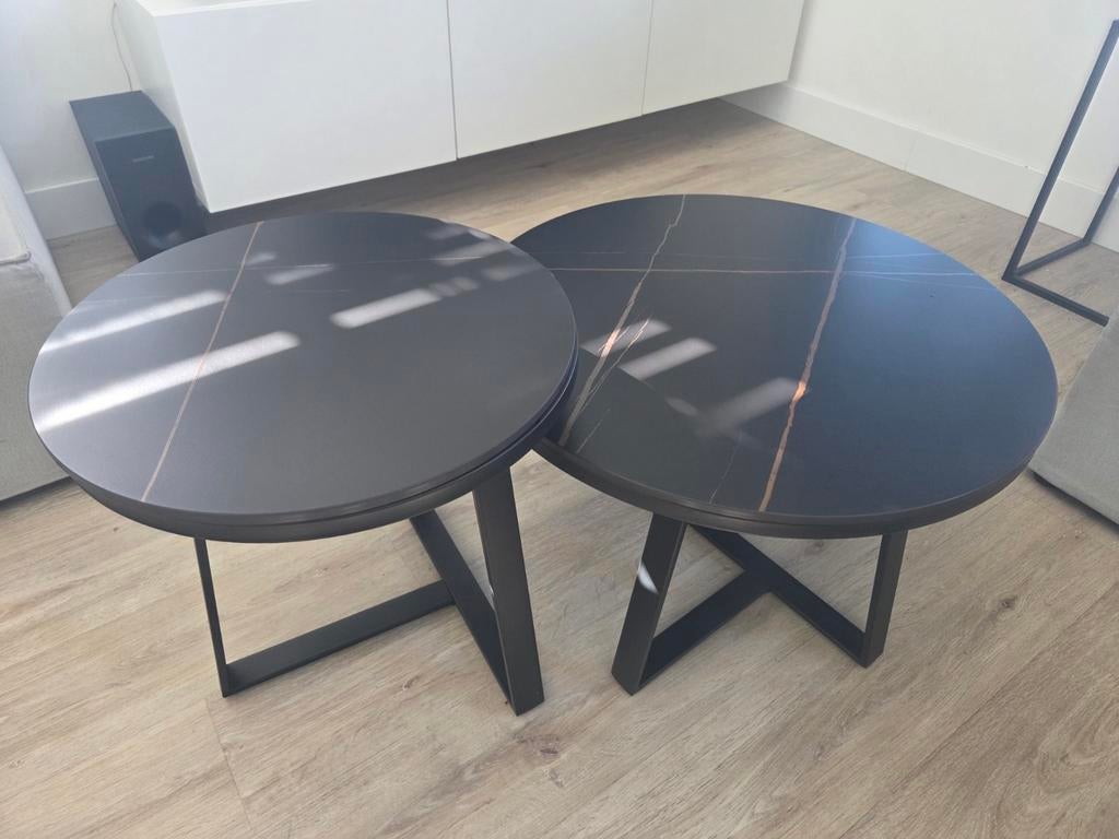 Set van 2 marmerlook salon/bijzettafels zwart met koper, Huis en Inrichting, Tafels | Eettafels, Ophalen of Verzenden