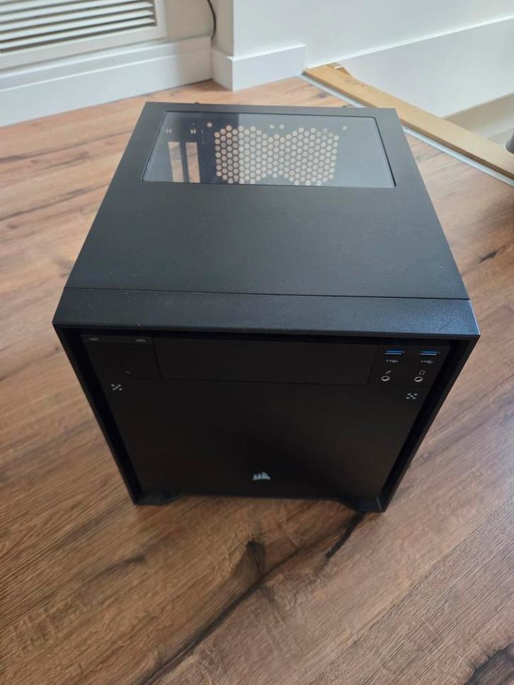 Corsair Obsidian 250D itx case 5.25" bay!, Computers en Software, Computerbehuizingen, Zo goed als nieuw, Ophalen of Verzenden