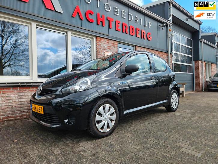 Toyota Aygo 1.0 VVT-i Now Airco! 5-Deurs! NAP! Leuke Auto!, Auto's, Toyota, Bedrijf, Te koop, Aygo, ABS, Airbags, Airconditioning