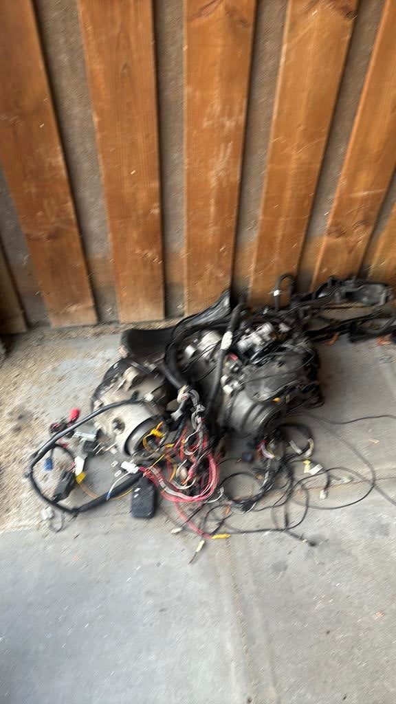 blok zip iget v3 2021, Ophalen, Zo goed als nieuw, Blok, Piaggio