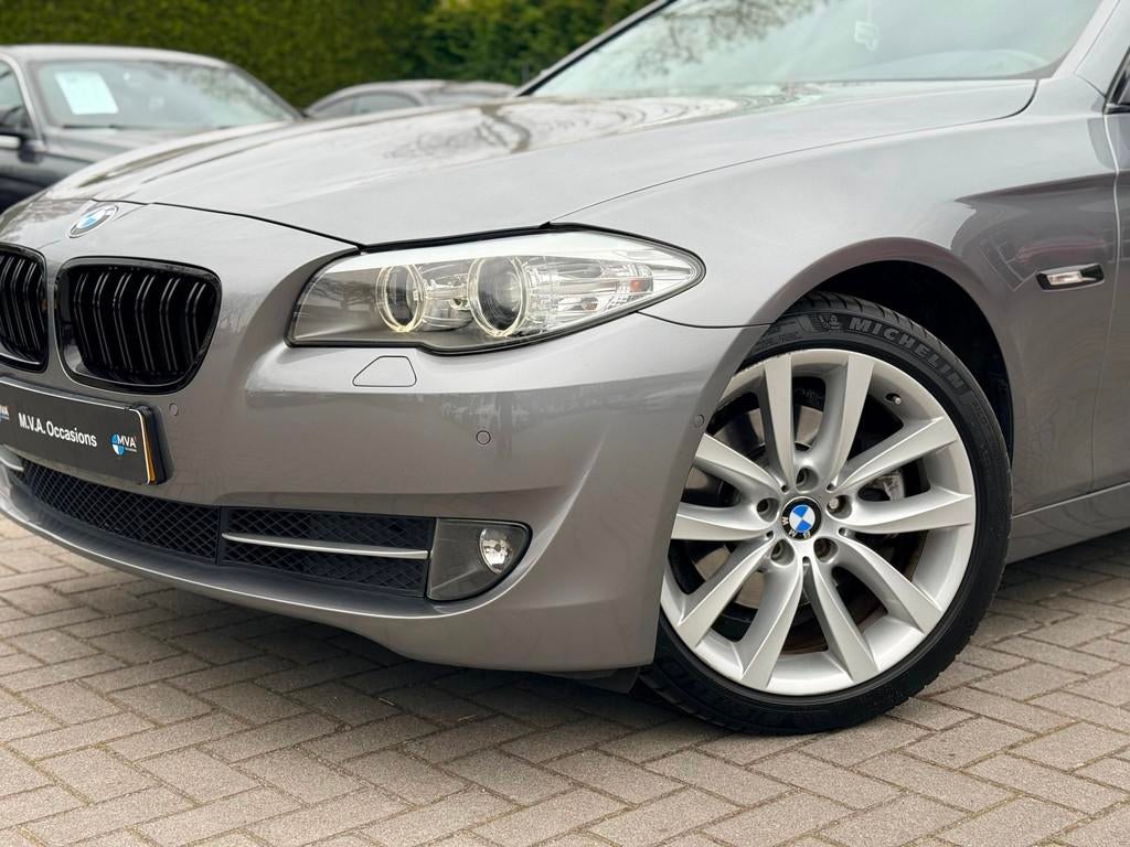 BMW 5-serie Touring 523i Executive|Trekhaak|Navigatie|Automa, Auto's, Euro 5, Gebruikt, Zwart, Parkeersensor