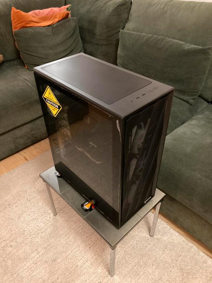 Budget RGB game PC | i7 4770k | GTX 970 | 16GB RAM, Computers en Software, Desktop Pc's, Gebruikt, 3 tot 4 Ghz, SSD, 16 GB, Met videokaart