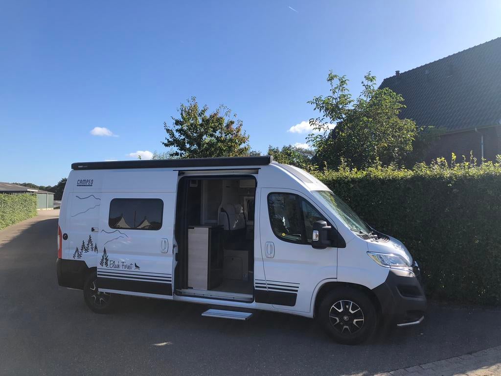 FRAAIE Buscamper OFF GRID Burstner c600 165pk Maxi Vastbed, Particulier, Buscamper of Camperbus