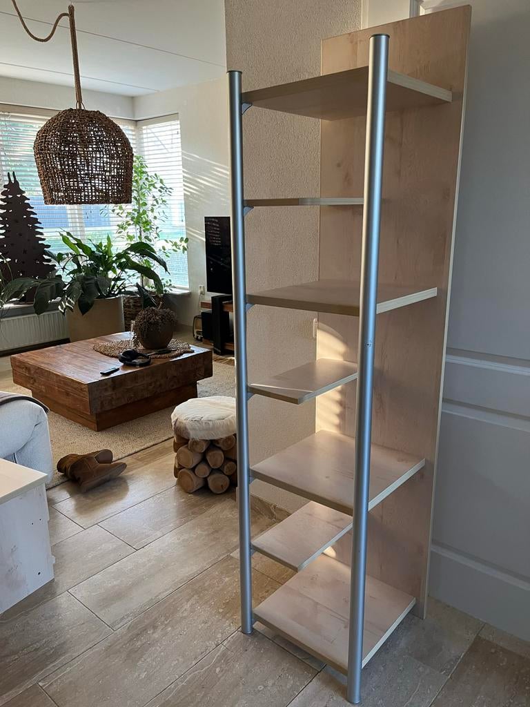 Hoge smalle boekenkast met 6 planken, Huis en Inrichting, Kasten | Boekenkasten, Ophalen, Met plank(en), Minder dan 50 cm, Gebruikt