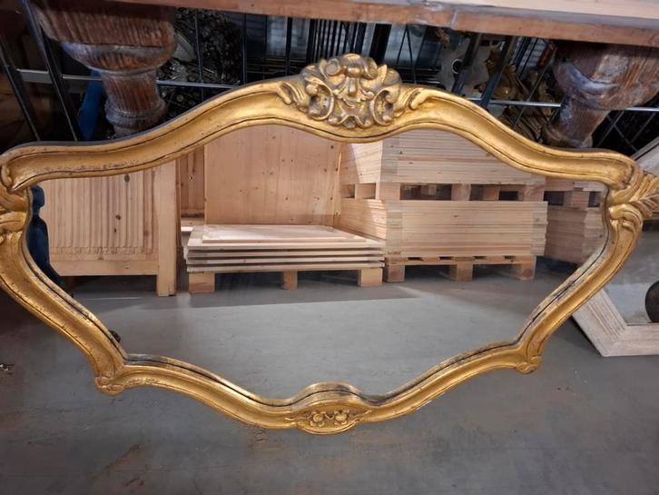 Antieke wandspiegel met rijke lijst, Antiek en Kunst, Curiosa en Brocante, Ophalen