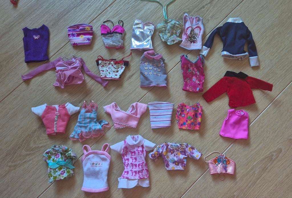Barbie kleertjes, Kinderen en Baby's, Speelgoed | Poppen, Ophalen of Verzenden, Gebruikt, Barbie