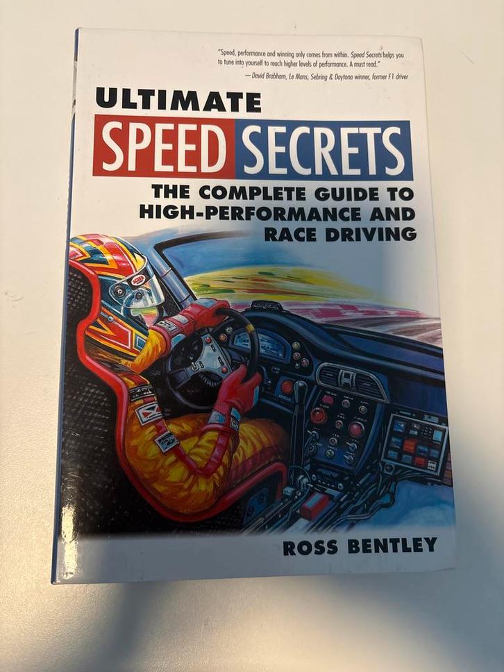 Ultimate Speed Secrets: High-Performance & Race Driving, Boeken, Sportboeken, Zo goed als nieuw, Overige sporten, Ophalen of Verzenden
