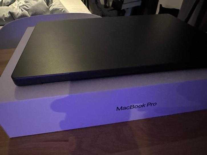 Macbook Pro 16 inch M4 Pro Space Black, Computers en Software, Apple Macbooks, Zo goed als nieuw, MacBook Pro, 16 inch, 4 Ghz of meer