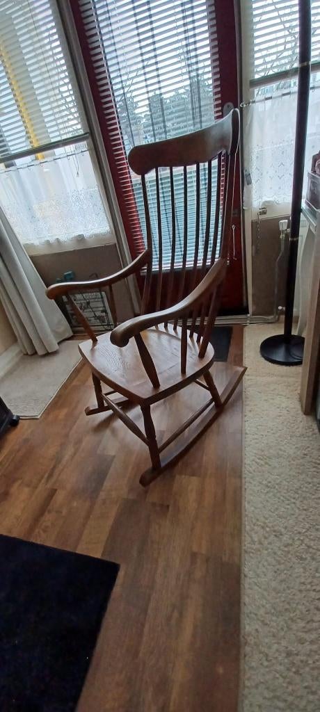 Schommelstoel, Huis en Inrichting, Stoelen, Ophalen, Gebruikt, Bruin, Eén
