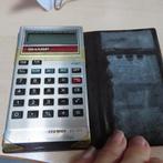 oude rekenmachines klein Sharp en nog twee kleine mini, Diversen, Rekenmachines, Verzenden