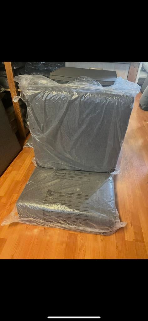 Paasactie: Waterbestendige buitenkussens + gratis sierkussen, Huis en Inrichting, Woonaccessoires | Kussens, Nieuw, Rechthoekig