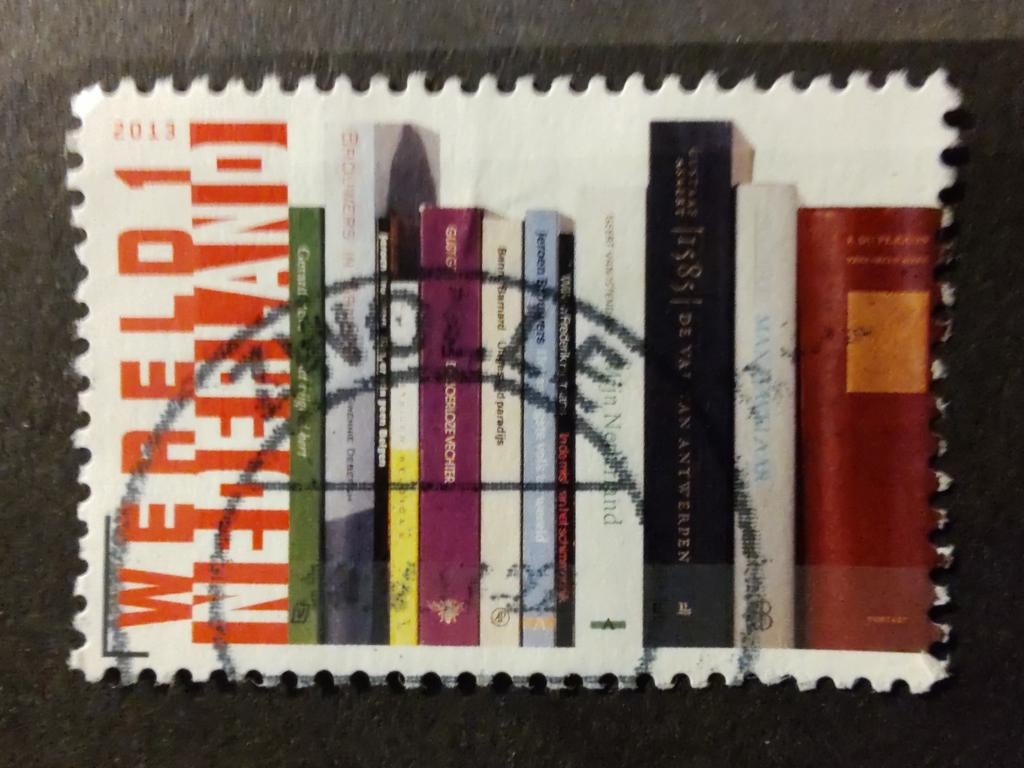 3091 boekenplank 2013 grenzeloos, Ophalen of Verzenden