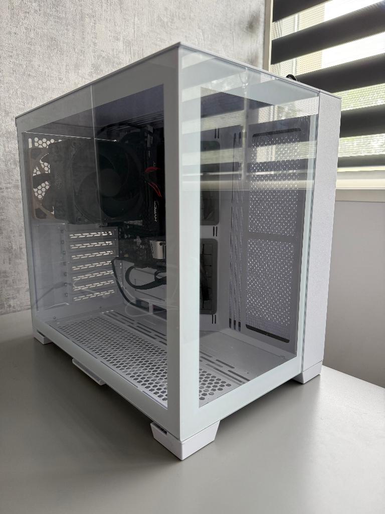 Zelfbouw PC: Pentium Gold G6605 - 16GB DDR4 - 500GB NVMe, Computers en Software, Desktop Pc's, Ophalen, 512 GB, Zo goed als nieuw