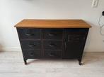 Industrieel dressoir | Loods 5 | Staal / Hout met wieltjes, Gebruikt, Industrieel, 25 tot 50 cm, Ophalen