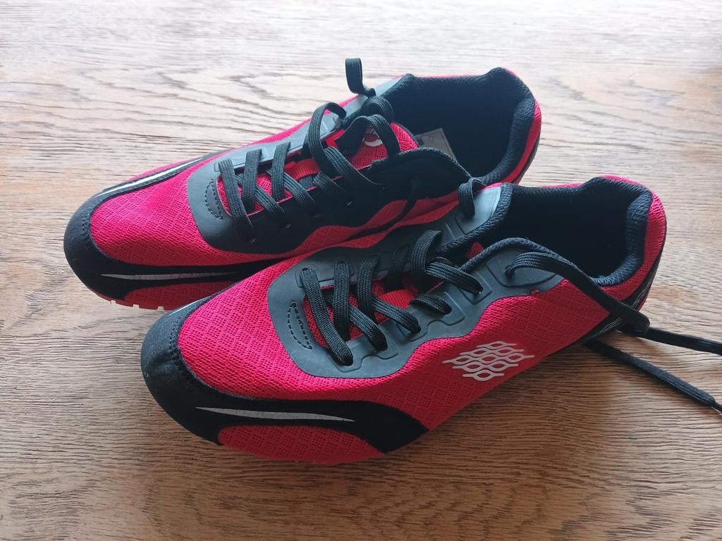 Sprint spikes maat 40, Sport en Fitness, Loopsport en Atletiek, Ophalen of Verzenden, Nieuw, Spikes, Overige merken
