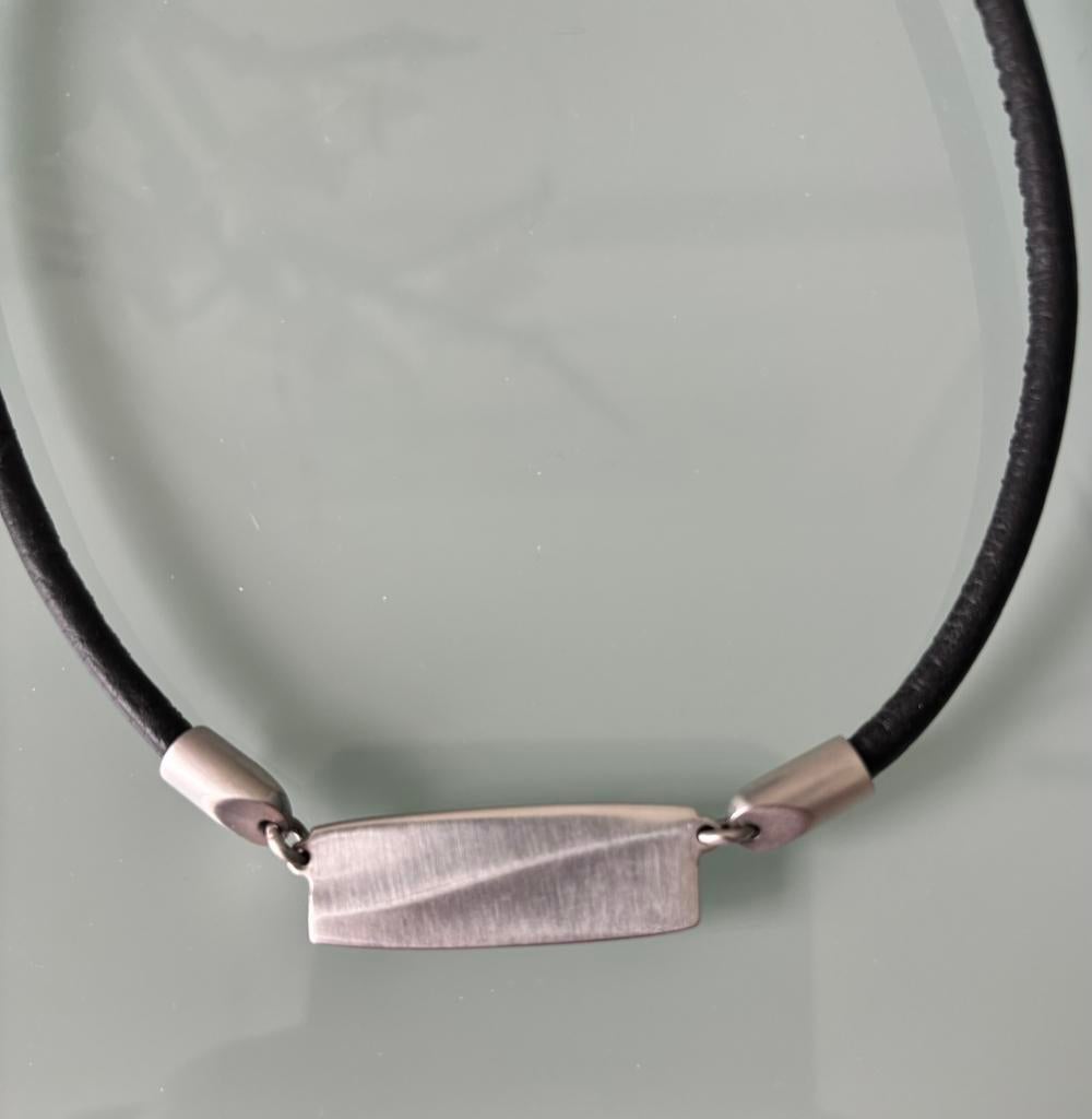 Breil halsketting nieuwstaat, Sieraden, Tassen en Uiterlijk, Kettingen, Ophalen of Verzenden, Zo goed als nieuw, Zilver, Overige materialen