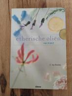 Etherische oliën van A tot Z - E. Joy Bowles, Boeken, Achtergrond en Informatie, Ophalen of Verzenden, Zo goed als nieuw, Overige onderwerpen