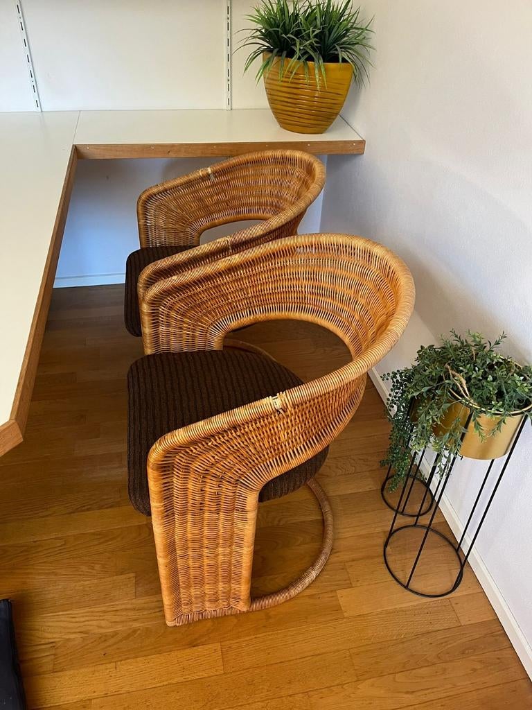 2 Rotanstoelen Luit van der Helm voor Rohé, Ophalen