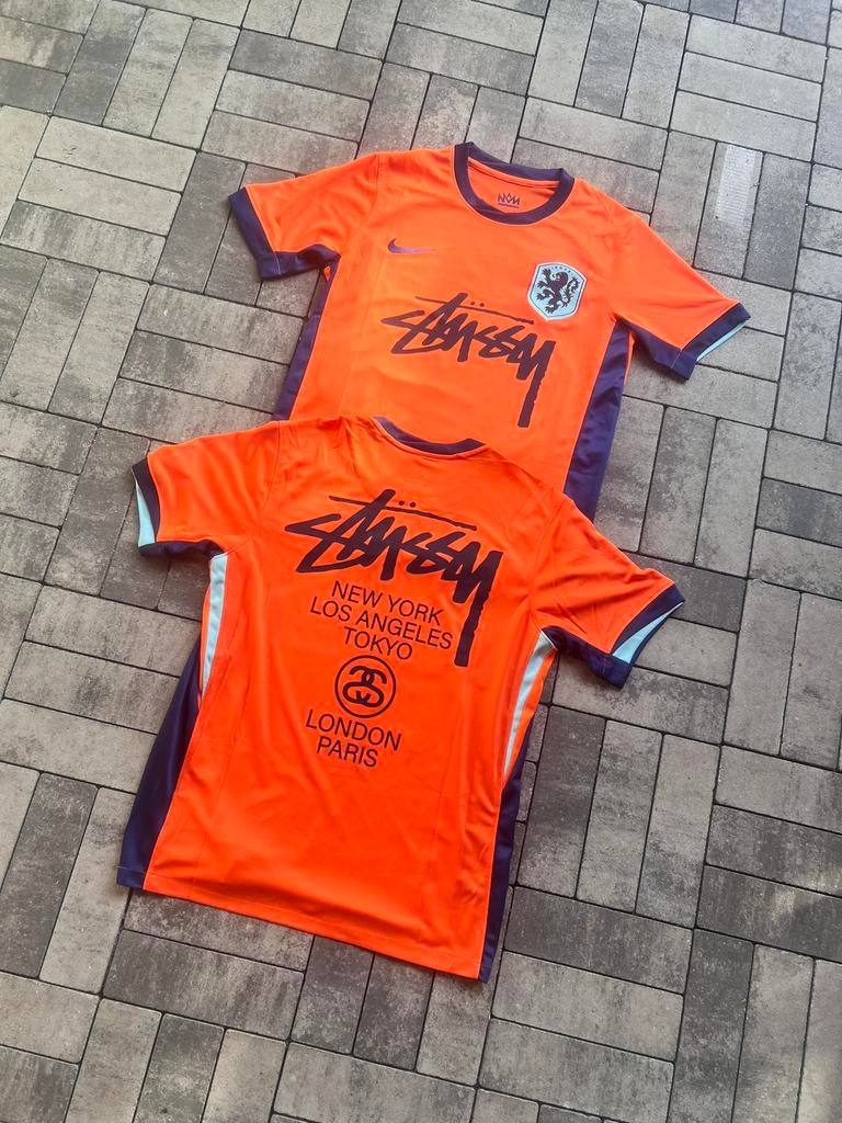 Nederland Stussy Koningsdagshirt, Maat M, Verzenden, Nieuw, Shirt