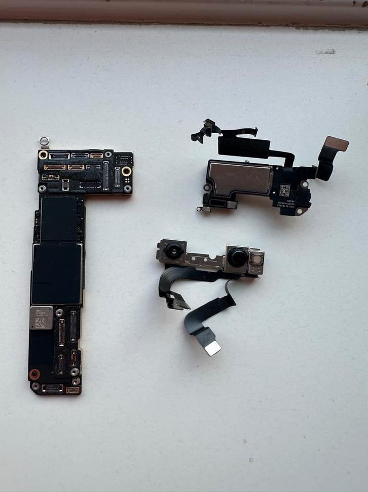 iPhone 12  Moederbord + Front Camera iCloud Lock, Telecommunicatie, Mobiele telefoons | Apple iPhone, Niet werkend, iPhone 12