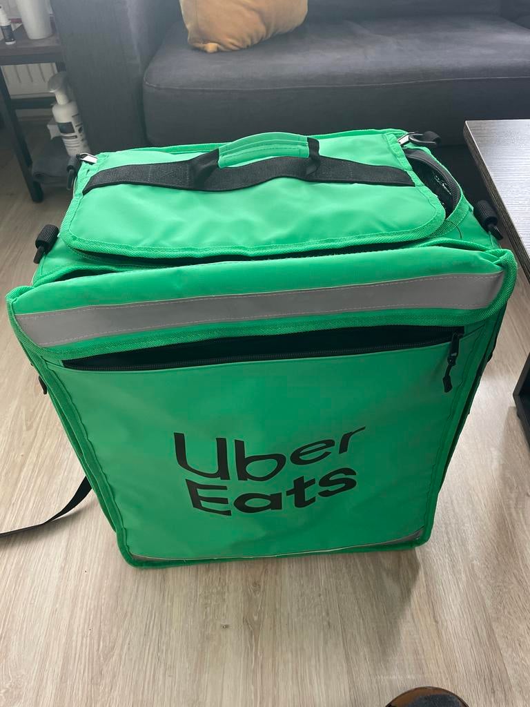 Uber Eats bezorgtas, 40 cm of meer, Zo goed als nieuw, Waterdicht, Ophalen