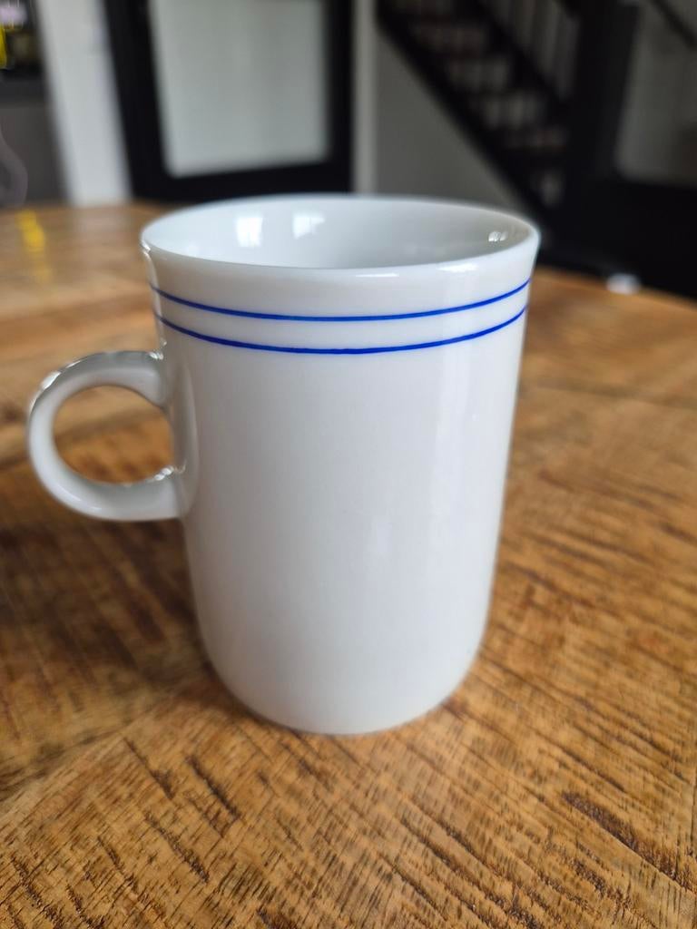 Mok Van Eversberg met blauw streepje, Ophalen of Verzenden, Zo goed als nieuw, Overige stijlen, Kop(pen) en/of Schotel(s)