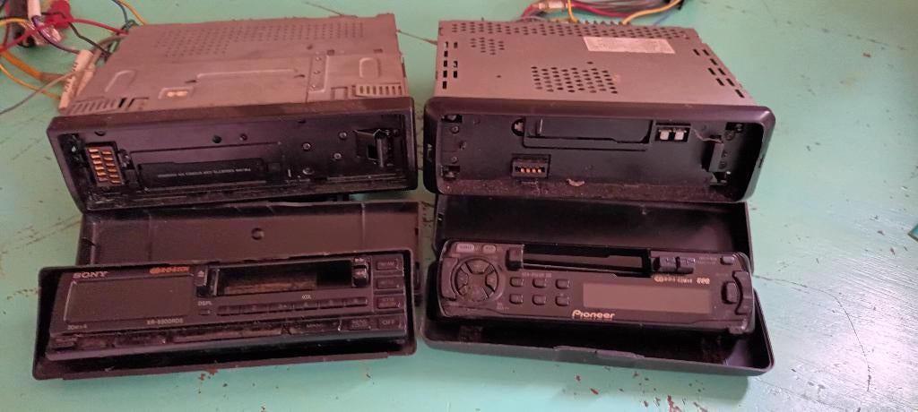 Autoradio's met opzet frontje, Auto diversen, Ophalen, Gebruikt