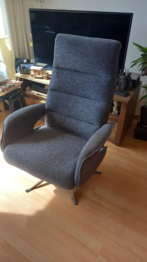 Mooie grijze draai stoel met kantel functie, Huis en Inrichting, Stoelen, Ophalen, Gebruikt, Eén, Stof