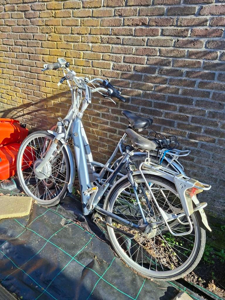 2 keer defecte electrische fiets., Fietsen en Brommers, Ophalen, Gebruikt, Sparta