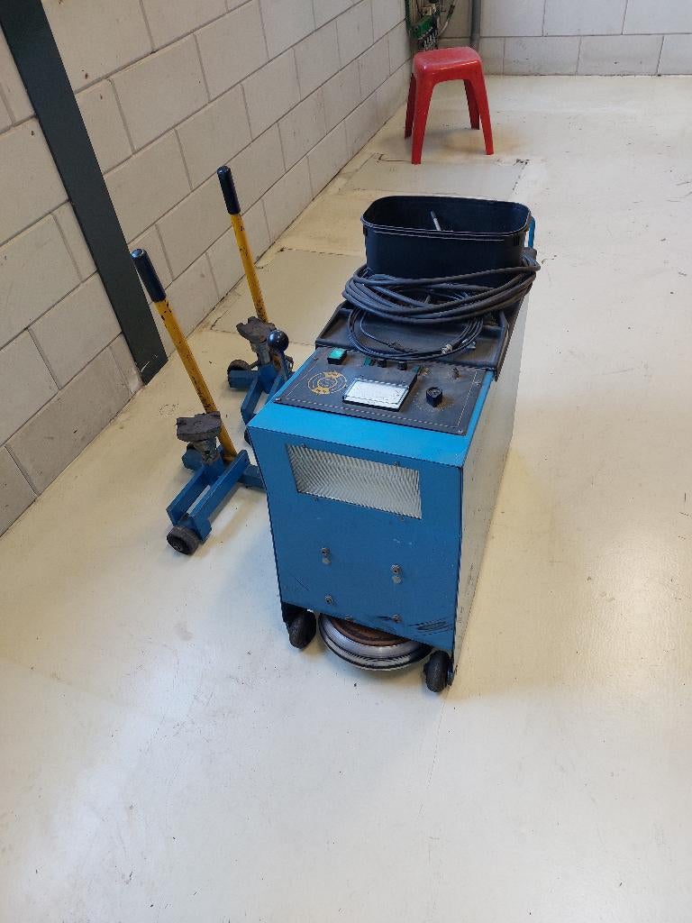 Garage gereedschap, Ophalen, Gebruikt