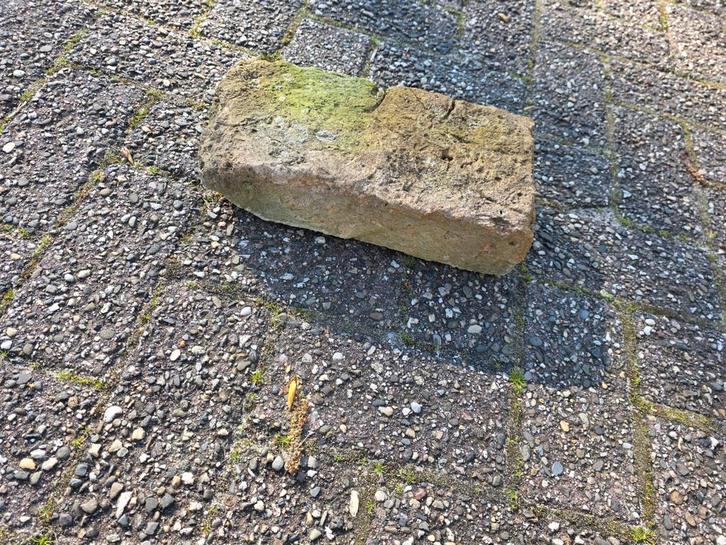 Antieke Kloostermoppen voor de Tuinliefhebber, Doe-het-zelf en Verbouw, Metselstenen, Ophalen of Verzenden