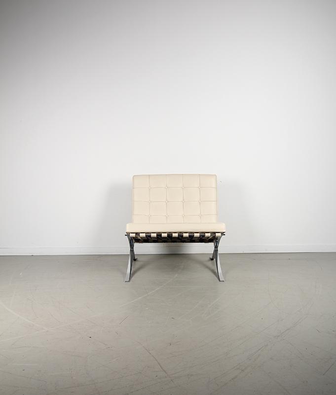 2x Knoll Barcelona Fauteuil Beige Leer - Chroom, Niet ingevuld, Niet ingevuld, 75 tot 100 cm, Ophalen of Verzenden
