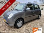 Daihatsu Trevis 1.0 automaat nieuwe apk, 770 kg, Origineel Nederlands, 3 cilinders, Metallic lak