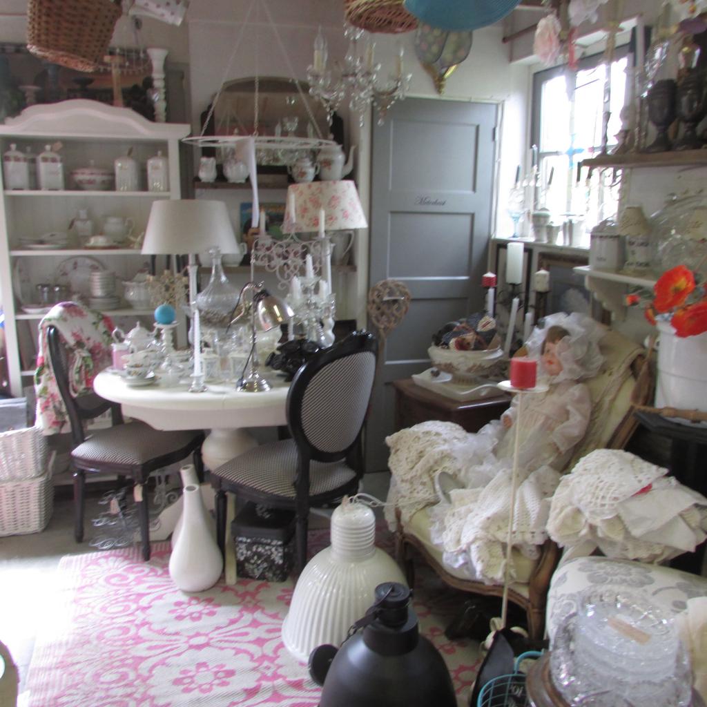 2 en 3 Mei een Brocante verkoop in onze schuur in Oudkarspel, Ophalen, Zo goed als nieuw