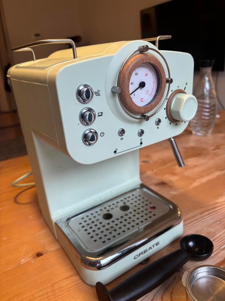 Create Koffiezetapparaat - Retro Design Espressomachine, Stoompijpje, Gebruikt, Espresso apparaat, Gemalen koffie