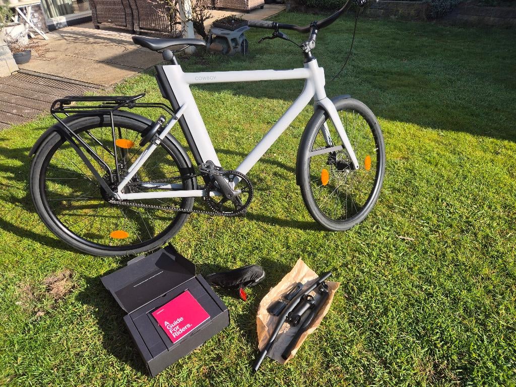 Cowboy C3 (nieuwstaat) en Cowboy V1+ off road veel extra's, Ophalen, Zo goed als nieuw, 50 km per accu of meer, 55 tot 59 cm