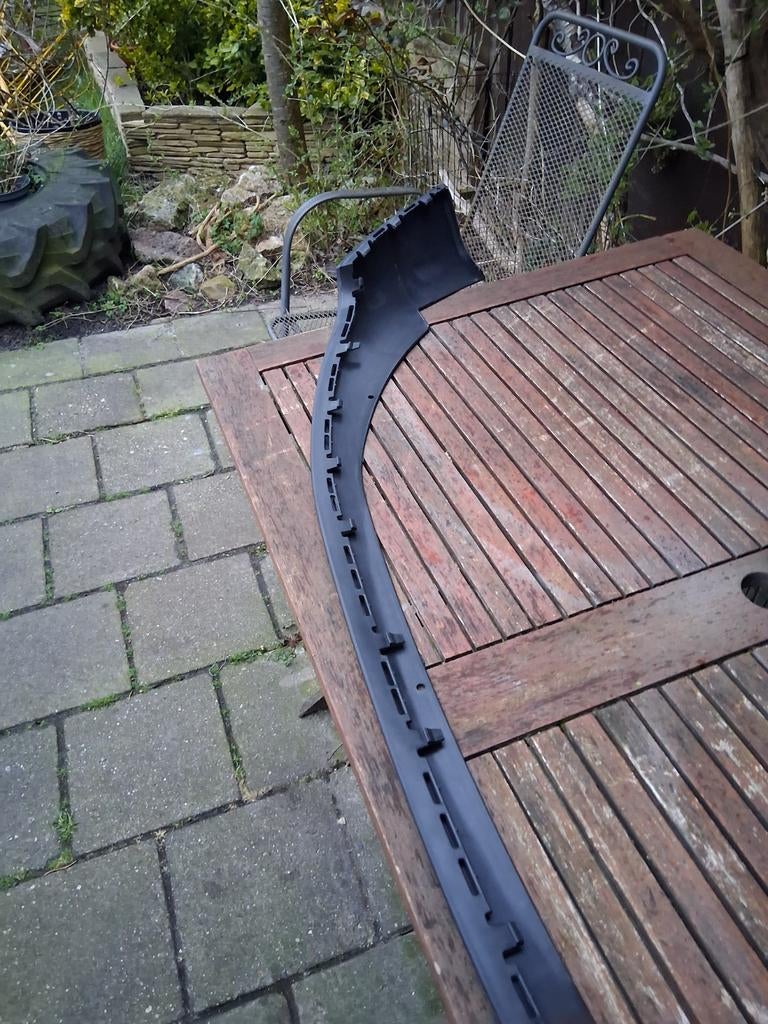 Volvo V50 bumper spoiler lip. Nieuw, Ophalen, Voor, Nieuw, Volvo