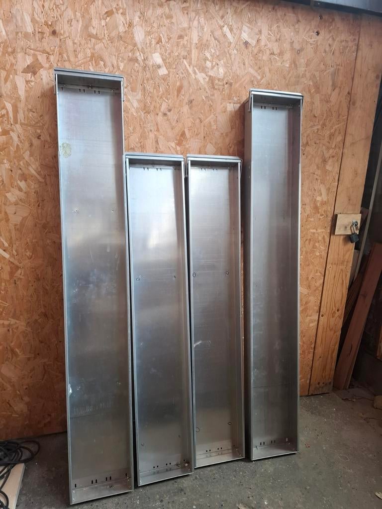 Bedrijfswageninrichting, Ophalen