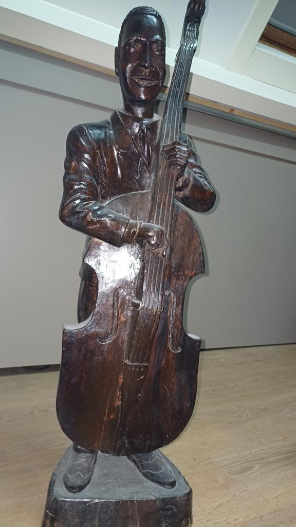 Prachtige houten muzikant, 90cm hoog, Verzamelen, Beelden en Beeldjes, Gebruikt, Mens, Ophalen of Verzenden