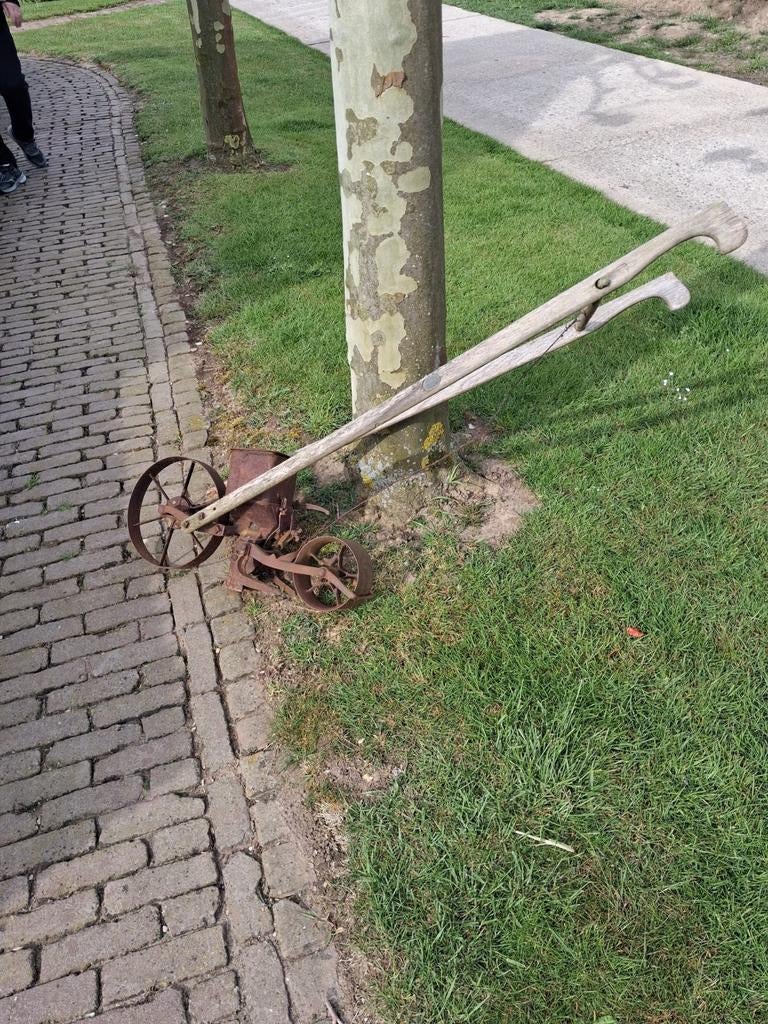 Aardappelpootmachine voor decoratie, Ophalen