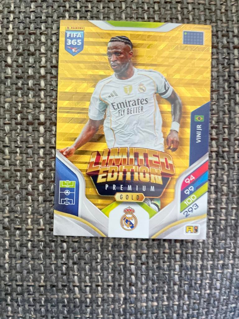 Panini FIFA 365 Adrenalyn XL Vinicius Jr. Limited Edition, Ophalen of Verzenden, Zo goed als nieuw, Losse kaart