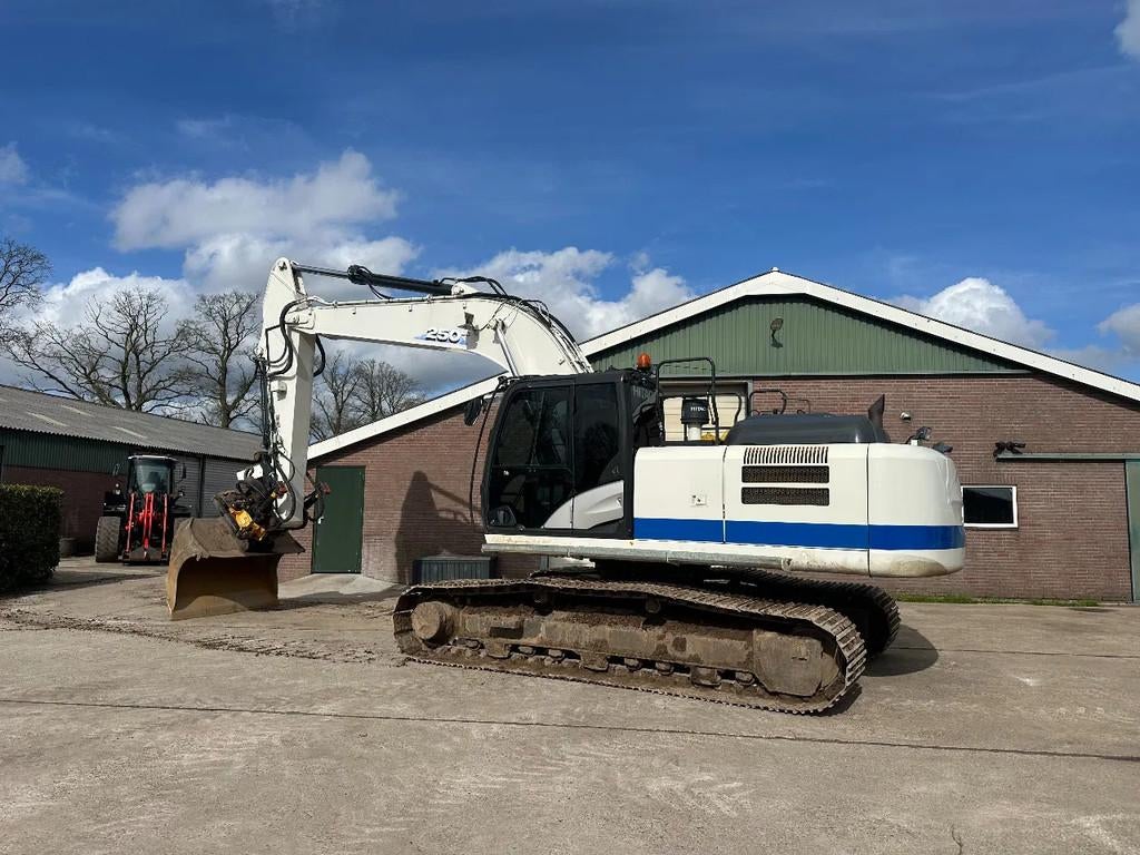 Hitachi ZX250LC-6 (bj 2018), Graafmachine