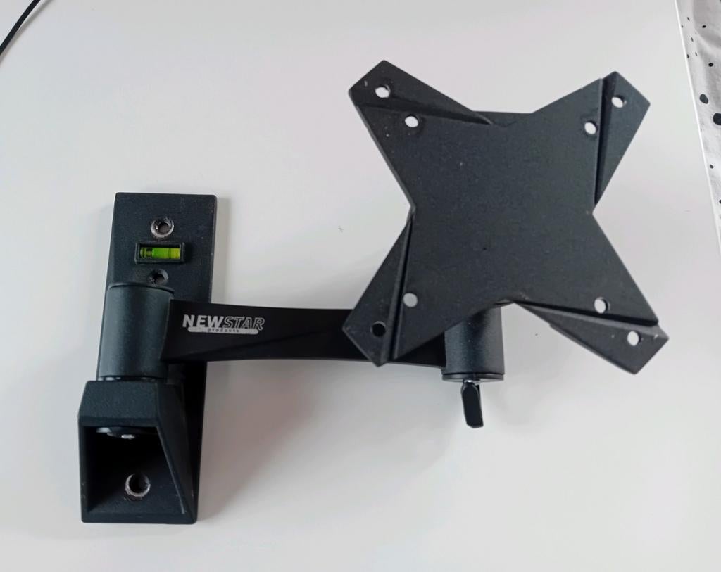 Newstar products steun, monitor beugel, wandhouder, Audio, Tv en Foto, Televisiebeugels, Ophalen of Verzenden