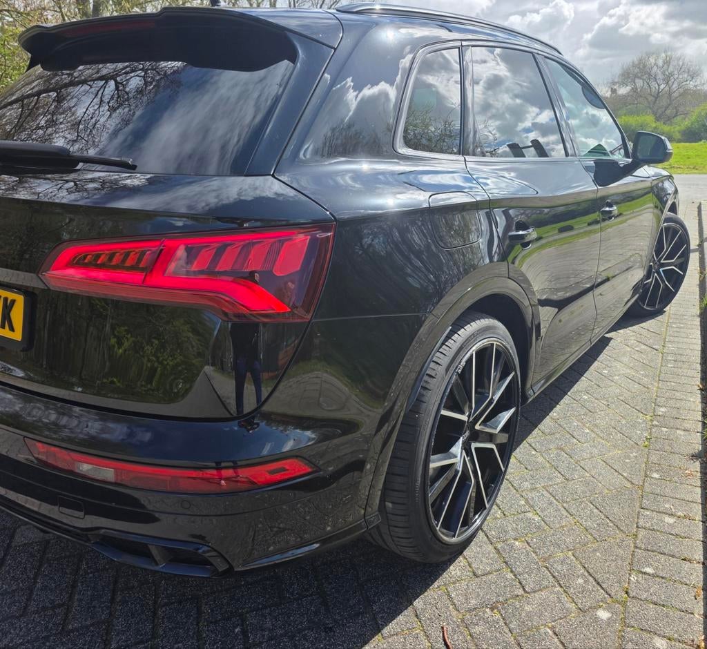 Audi SQ5 3.0 TFSI V6 2018 Zwart Pano/Led/headsup/22" /B&O, Auto's, Audi, Automaat, Zwart, 2995 cc, Q5