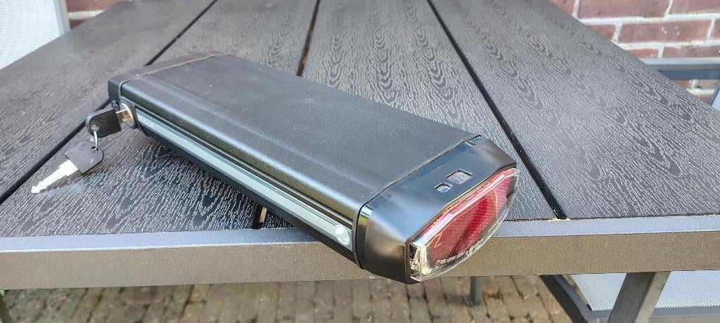 Joycube accu voor Stella, Fietsen en Brommers, Fietsaccessoires | Fietsaccu's, Ophalen of Verzenden, Zo goed als nieuw