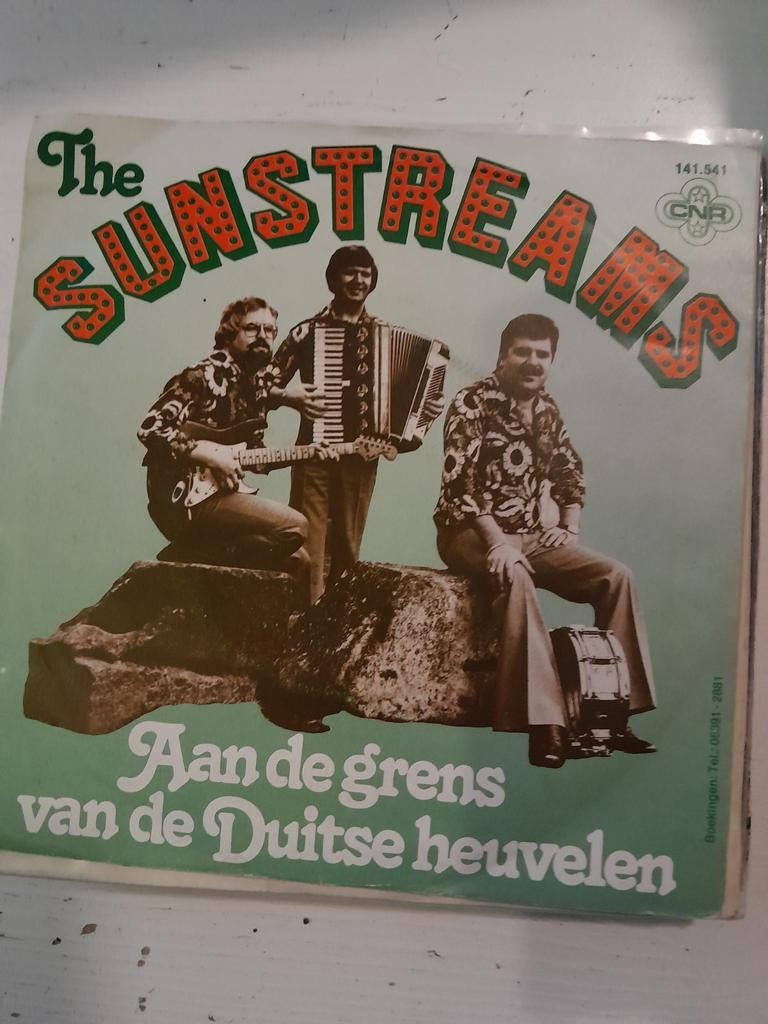 The sunstreams 7 inch aan de grens van de duitse heuvelen, Ophalen of Verzenden, Zo goed als nieuw, Nederlandstalig