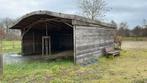Paardenstal. Paarden overkapping. Stal, Ophalen, Gebruikt, Schuur