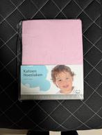 Katoenen hoeslaken 60x120cm roze - Nieuw in verpakking, Meisje, Hoeslaken of Sloop, Nieuw, Ophalen of Verzenden