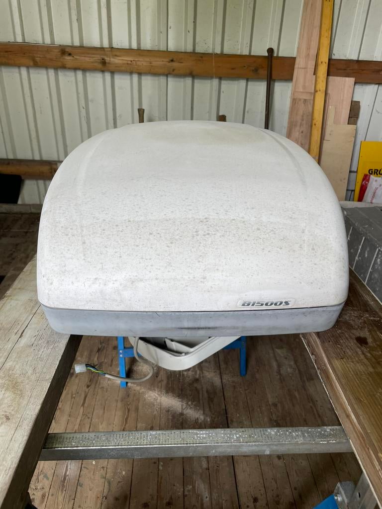 Dometic B1500s dakairco, Ophalen, Gebruikt