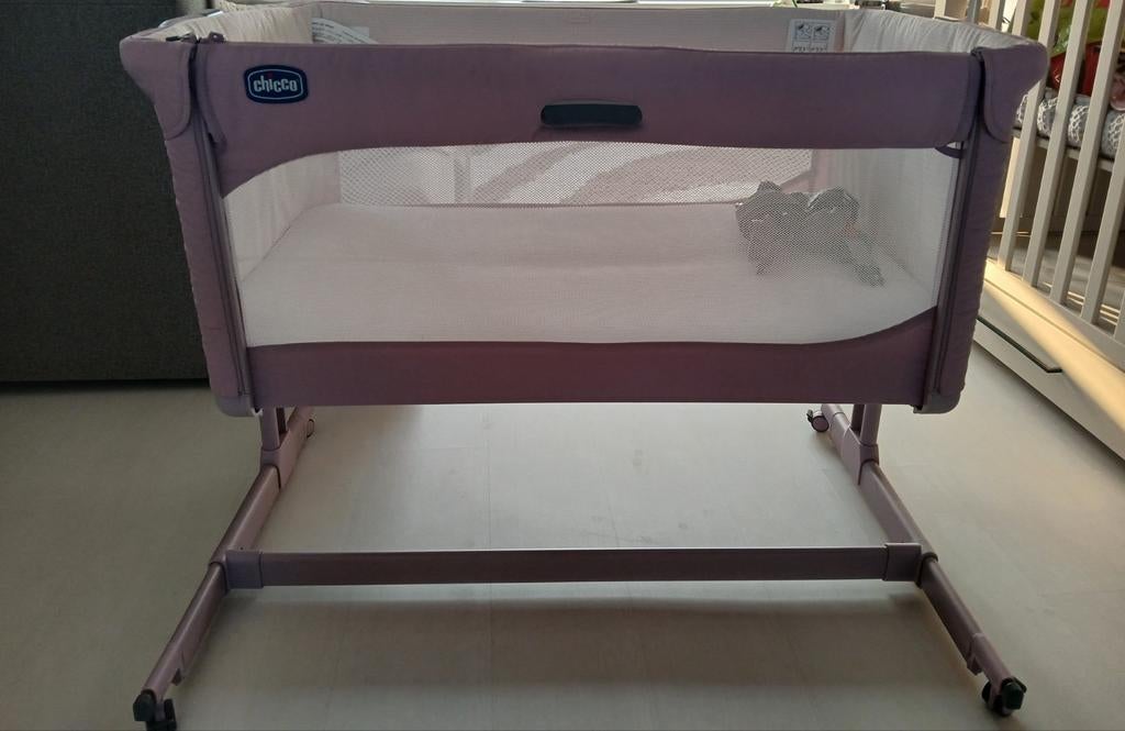 Co-sleeper Chicco next to me magic roze, Ophalen, Zo goed als nieuw, Wieg